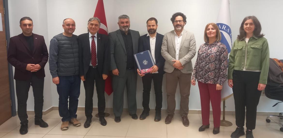 2025-Altın Kalem Ödülü Sahibine takdim edildi.